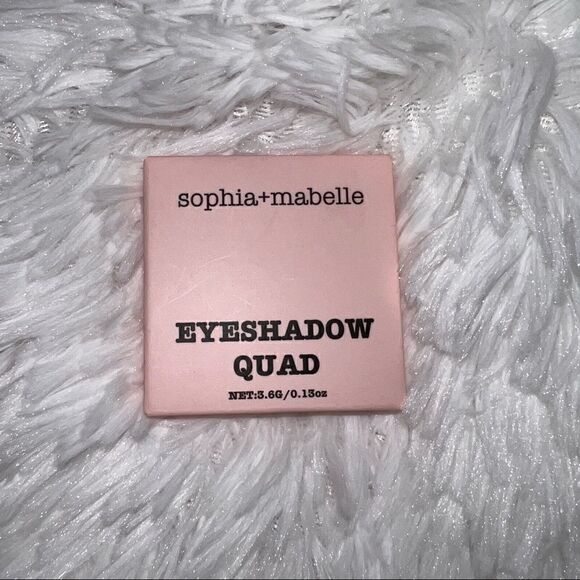 💚 Sophia + Mabelle Eyeshadow Quad - Picture 2 of 5
